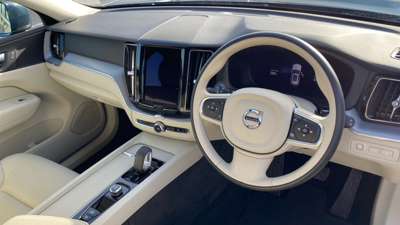 Volvo Xc60 2.0 T6 RC PHEV Inscription Expression 5dr AWD Auto Estate